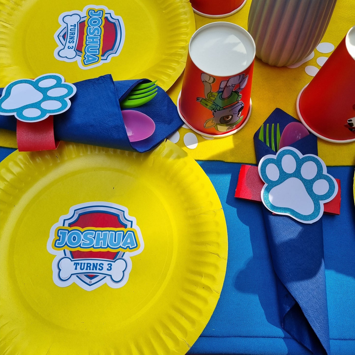 Kiddies Table and Chair Setup for 6, personalized kiddies birthday party themed decor party customized
