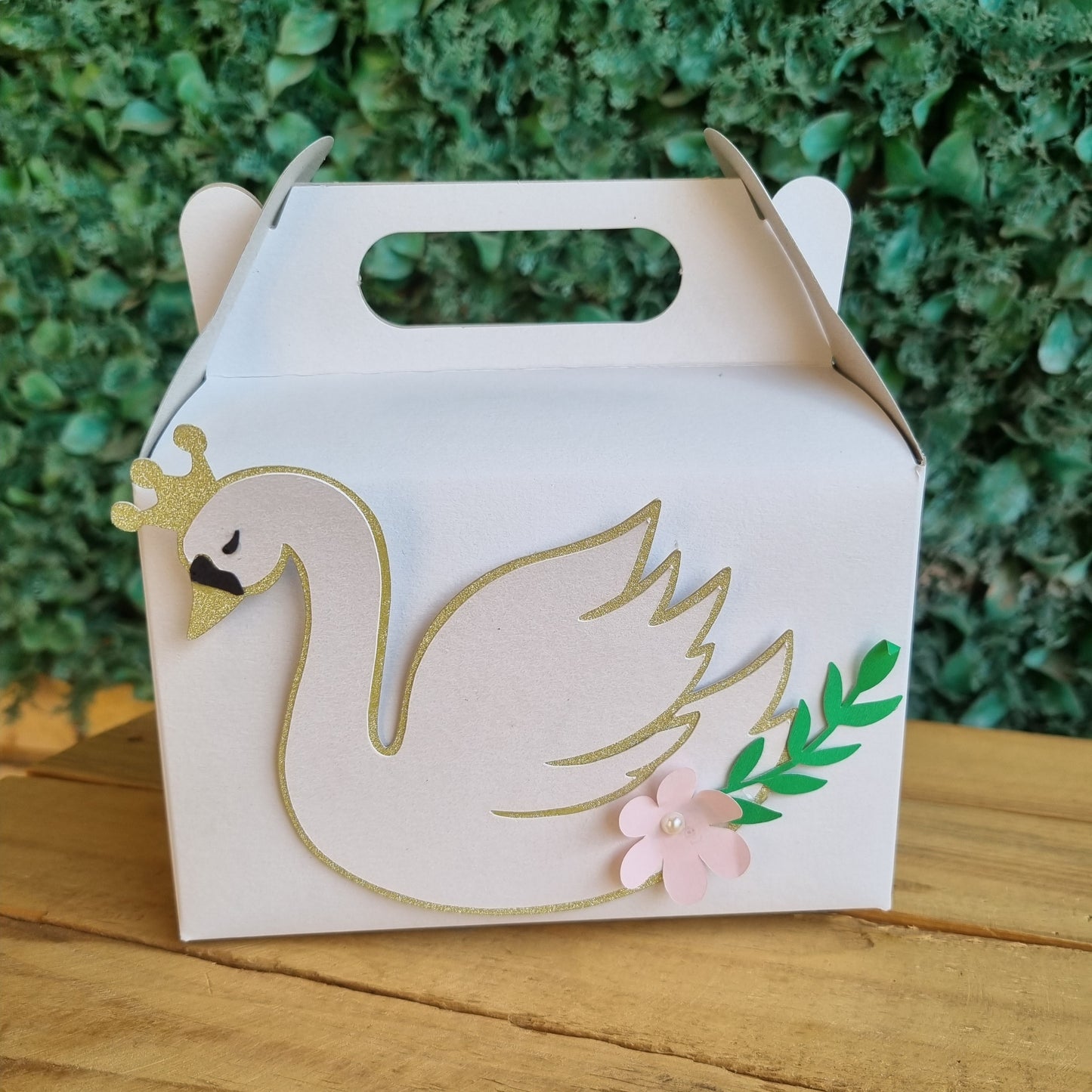 SWAN PARTY PACK 5 BOXES Personalized Kids’ Party Favors South Africa