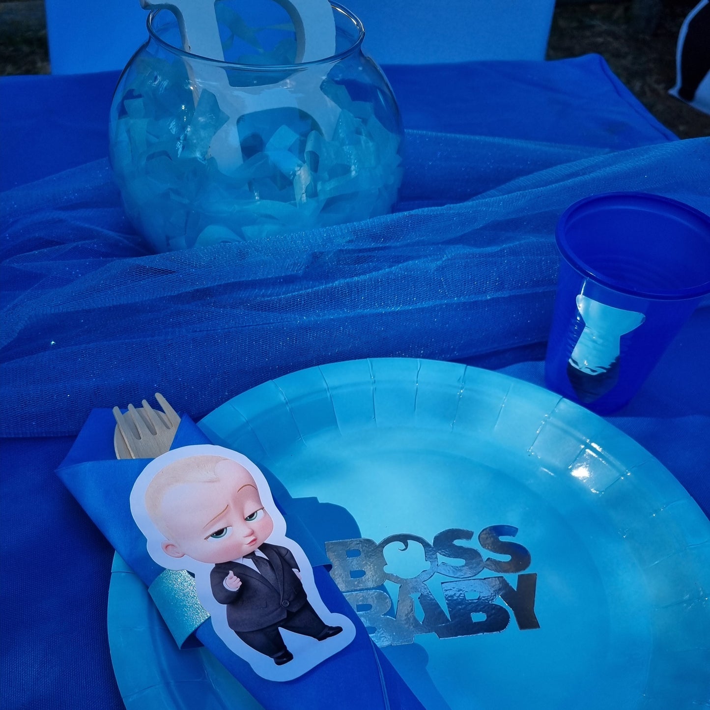 Kiddies Table and Chair Setup for 6, personalized kiddies birthday party themed decor party customized