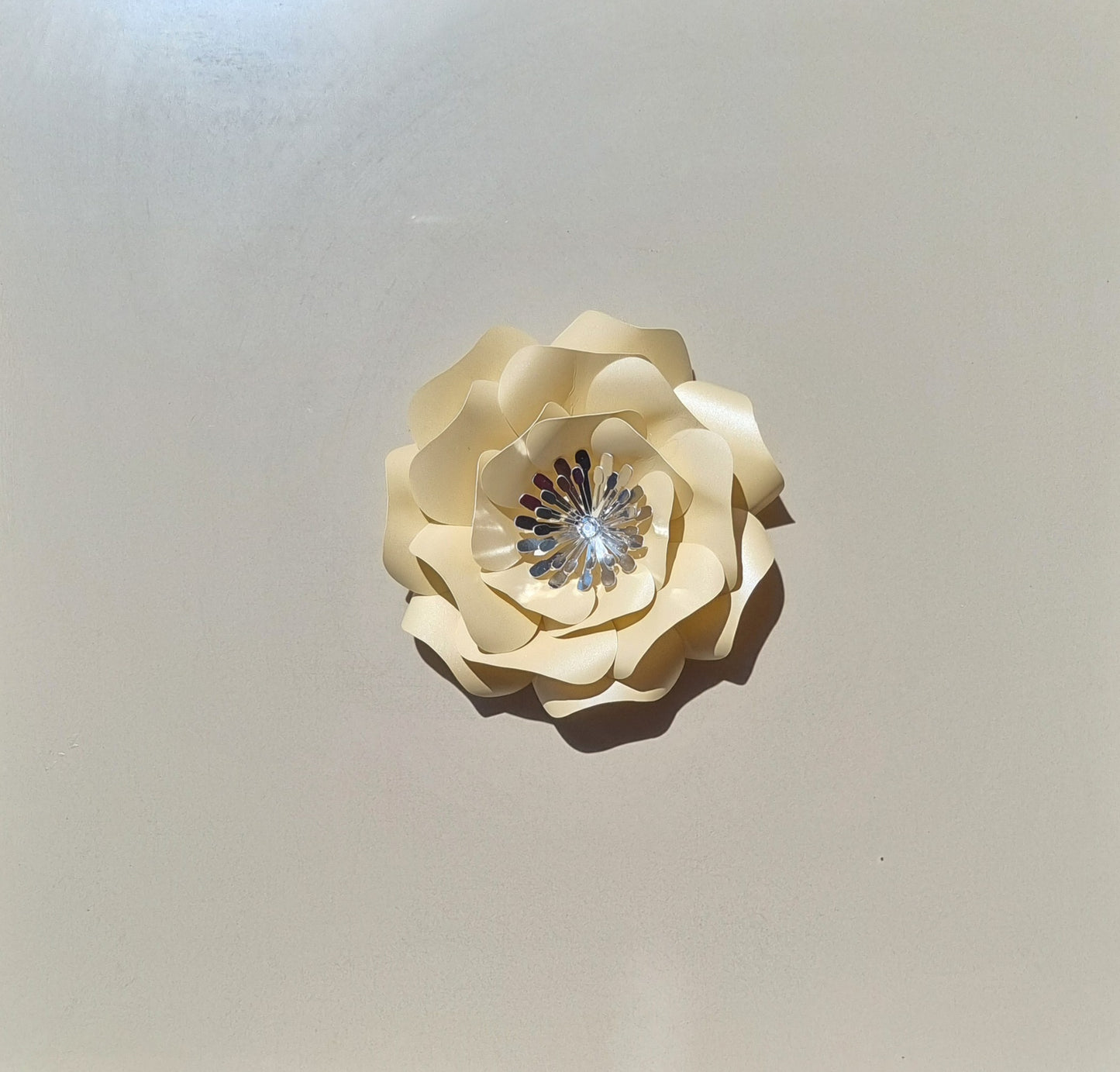 DO IT YOURSELF SINGLE SMALL PAPER FLOWER, Nursery paper flowers, nursery decor, paper flowers backdrop, birthday, baby shower