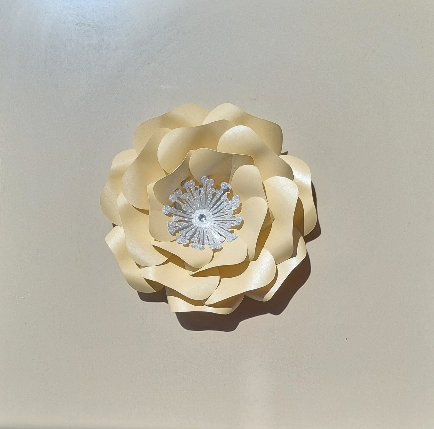 DO IT YOURSELF SINGLE MEDIUM PAPER FLOWER, Nursery paper flowers, nursery decor, paper flowers backdrop, birthday, baby shower
