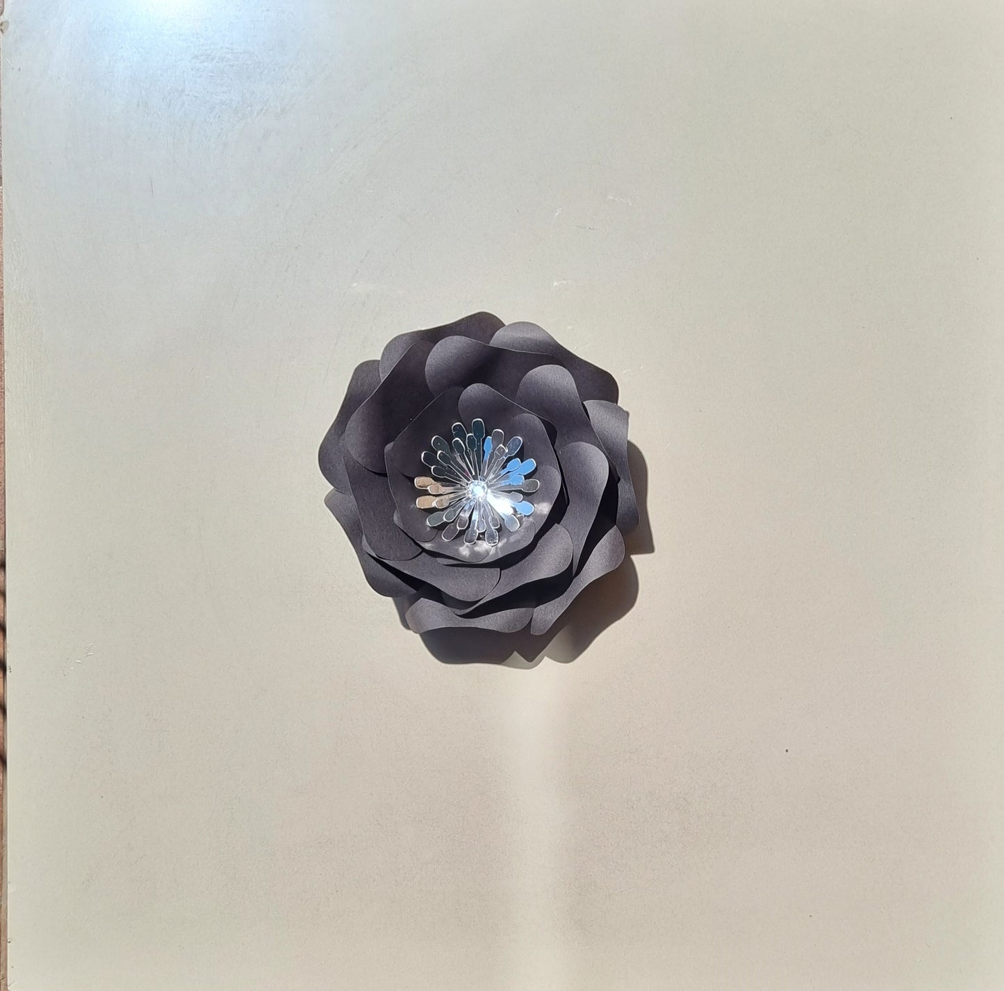 DO IT YOURSELF SINGLE SMALL PAPER FLOWER, Nursery paper flowers, nursery decor, paper flowers backdrop, birthday, baby shower