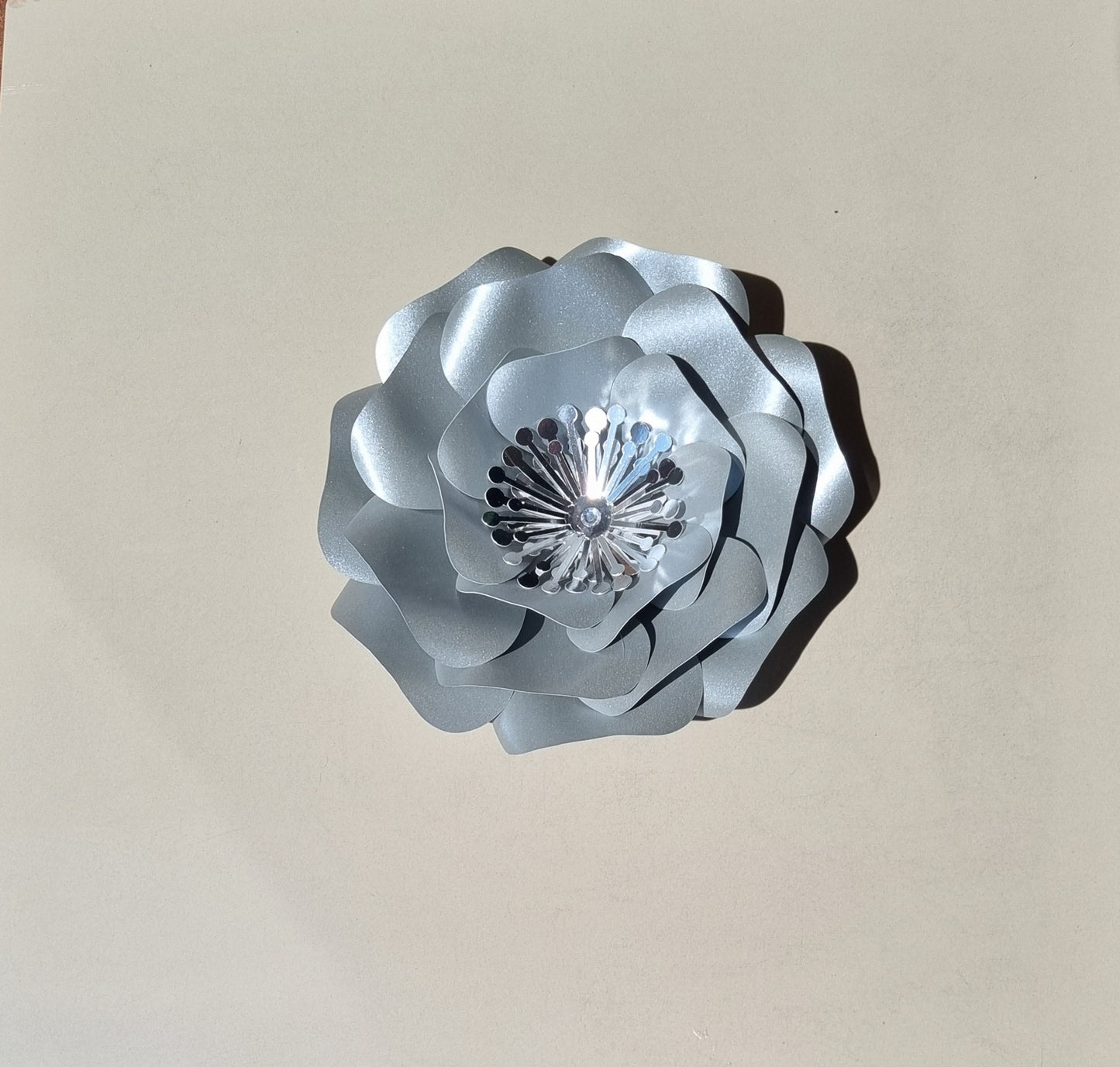 DO IT YOURSELF SINGLE MEDIUM PAPER FLOWER, Nursery paper flowers, nursery decor, paper flowers backdrop, birthday, baby shower