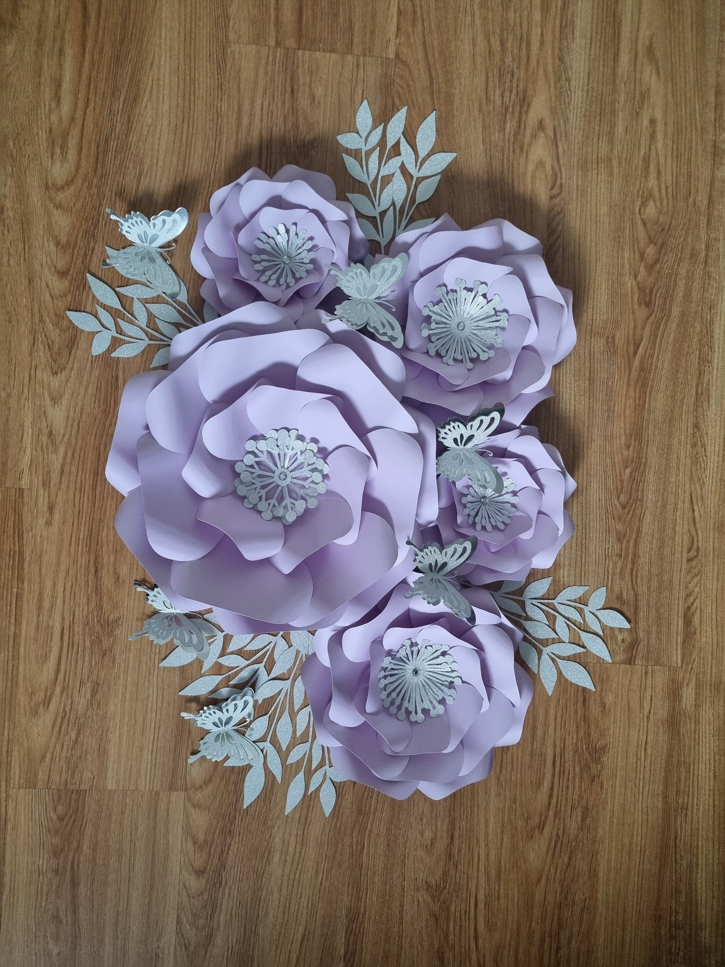 DO IT YOURSELF SET OF 5 PAPER FLOWERS WITH PAPER BUTTERFLIES AND LEAVES LILAC/PURPLE AND SILVER, Nursery paper flowers, nursery decor, paper flowers backdrop, birthday, baby shower
