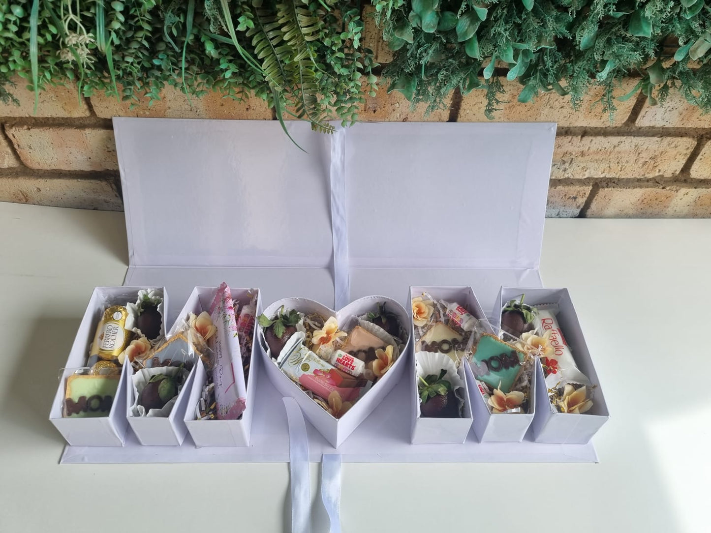 Mother's Day MOM Gift Box