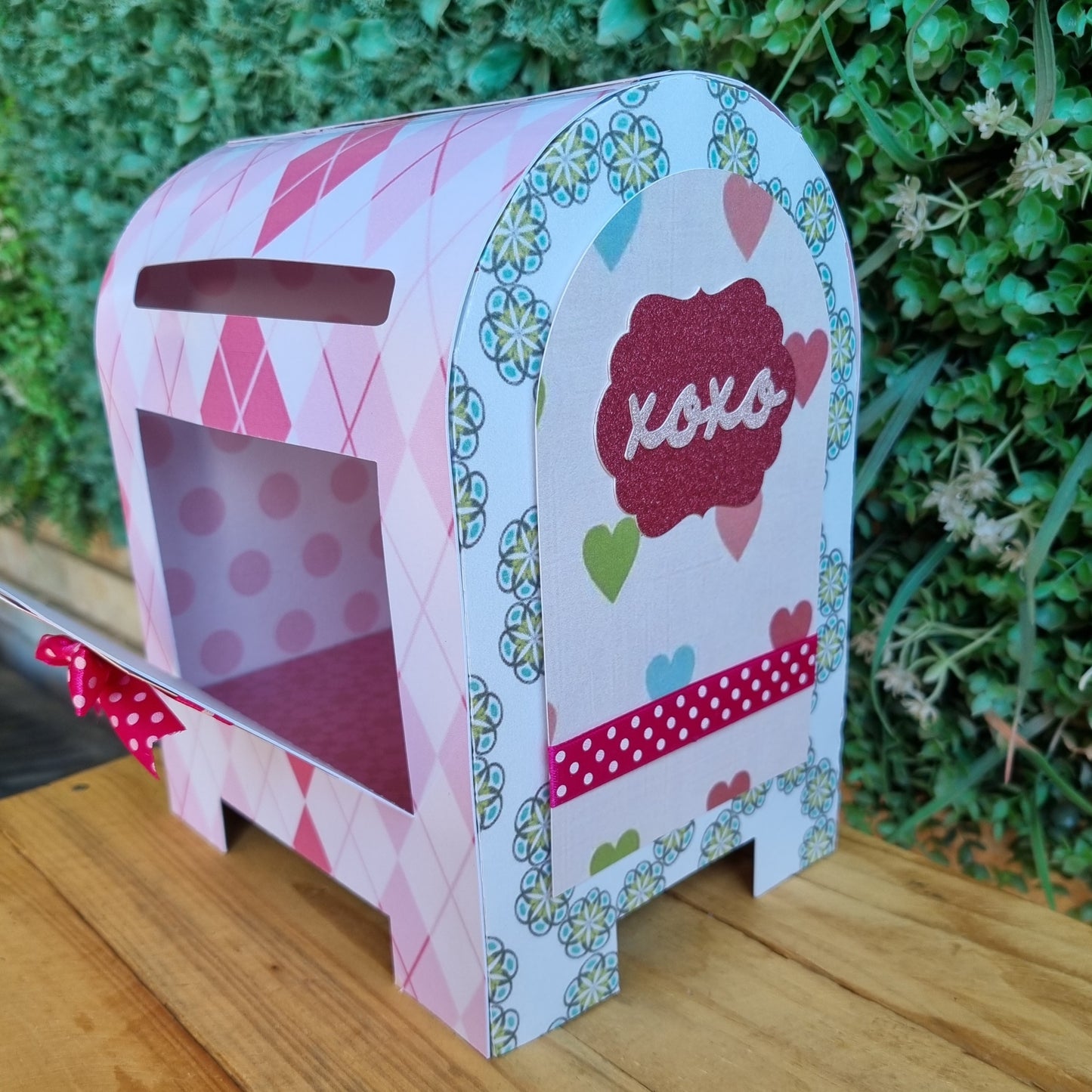 MAILBOX POSTBOX GIFT BOX