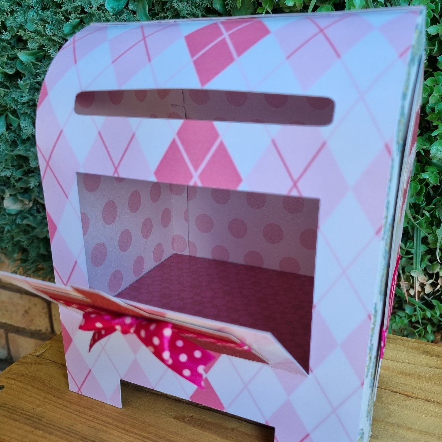 MAILBOX POSTBOX GIFT BOX