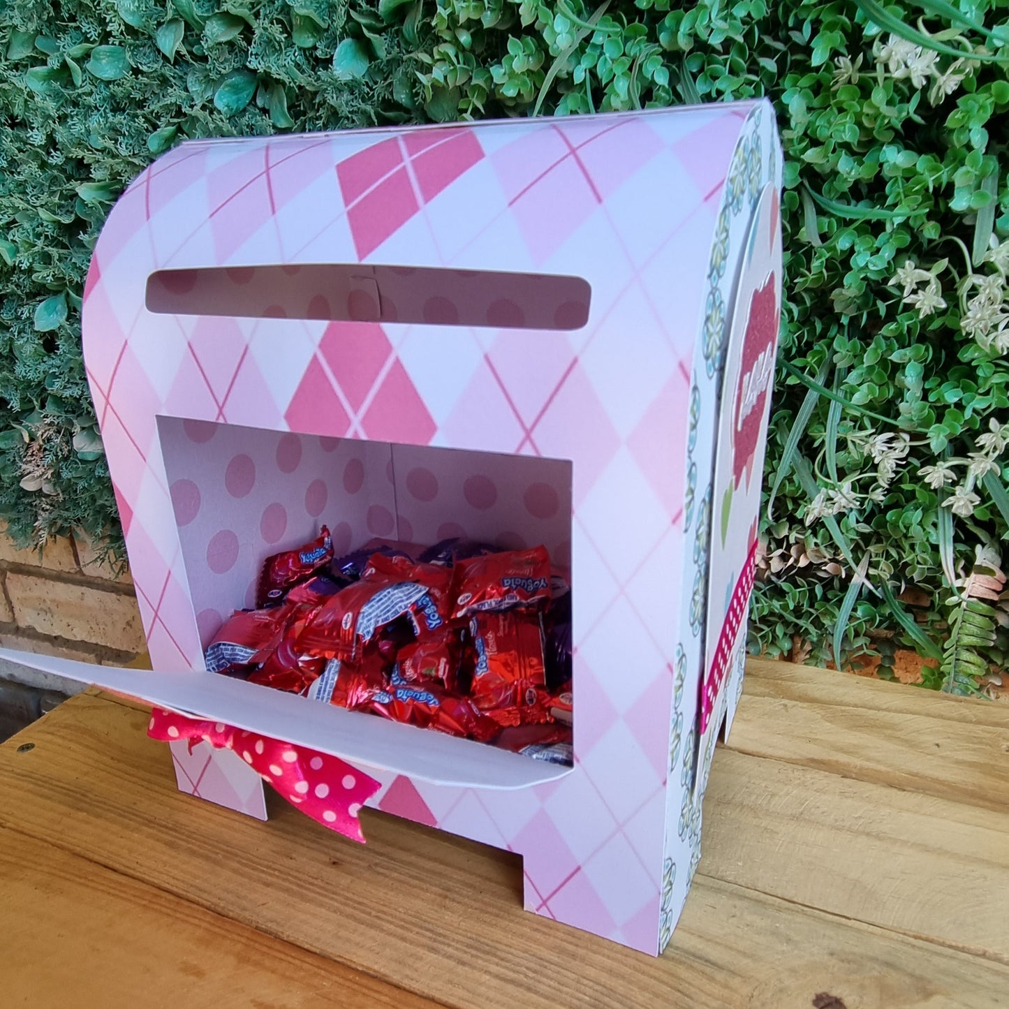 MAILBOX POSTBOX GIFT BOX