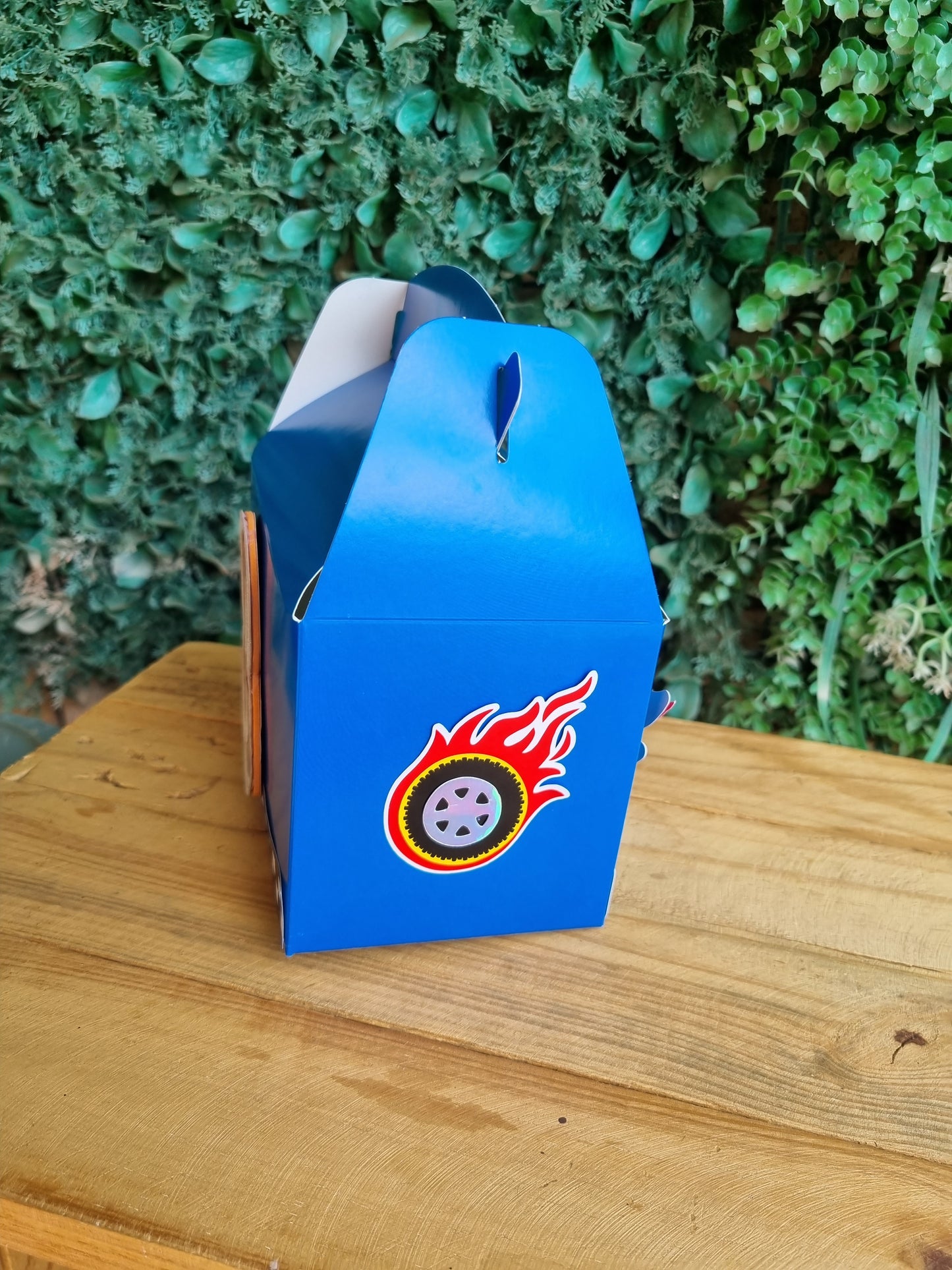 HOT WHEELS PARTY PACK 5 BOXES only, personalized kiddies birthday party themed decor party boxes customized