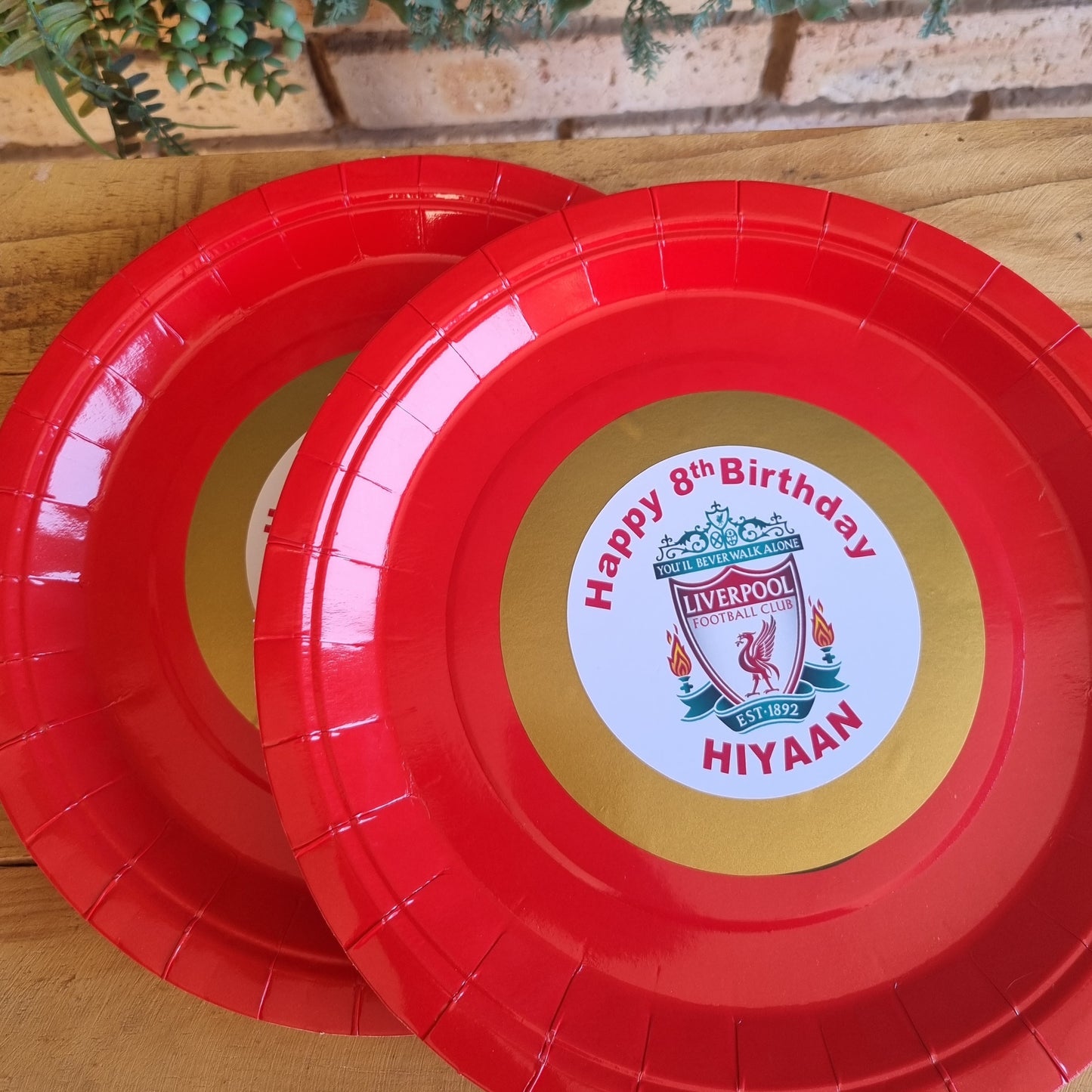 LIVERPOOL PAPER PLATES SET OF 10