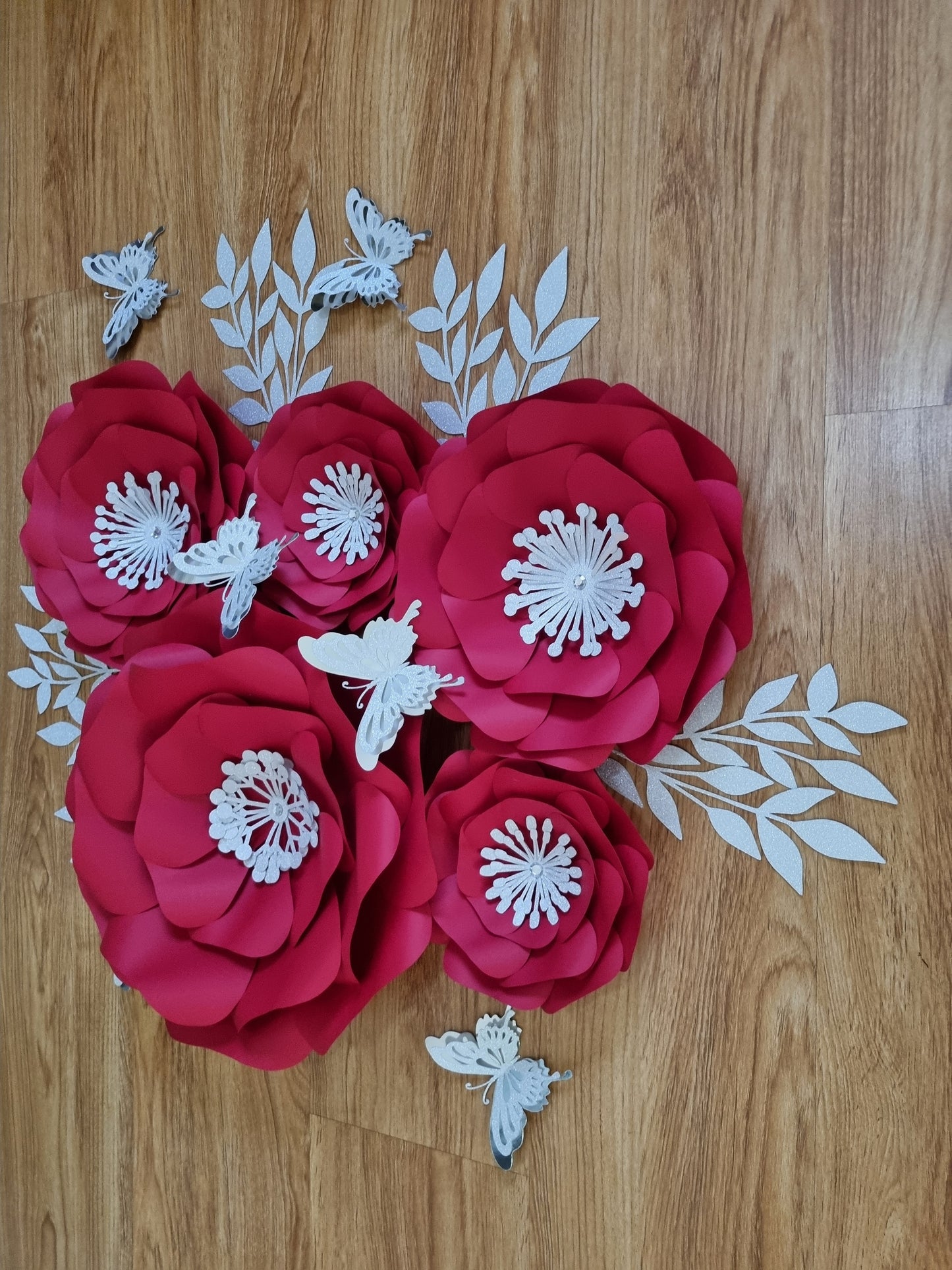 DO IT YOURSELF SET OF 5 PAPER FLOWERS WITH PAPER BUTTERFLIES AND LEAVES RED AND SILVER, Nursery paper flowers, nursery decor,  paper flowers backdrop, birthday, baby shower