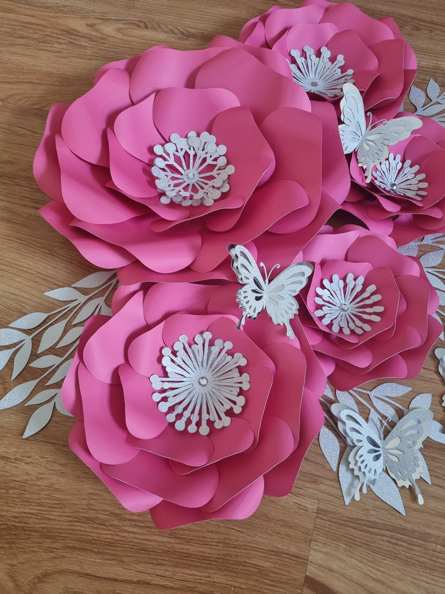 DO IT YOURSELF SET OF 5 PAPER FLOWERS WITH PAPER BUTTERFLIES AND LEAVES BRIGHT PINK/CERISE AND SILVER, Nursery paper flowers, nursery decor,  paper flowers backdrop, birthday, baby shower