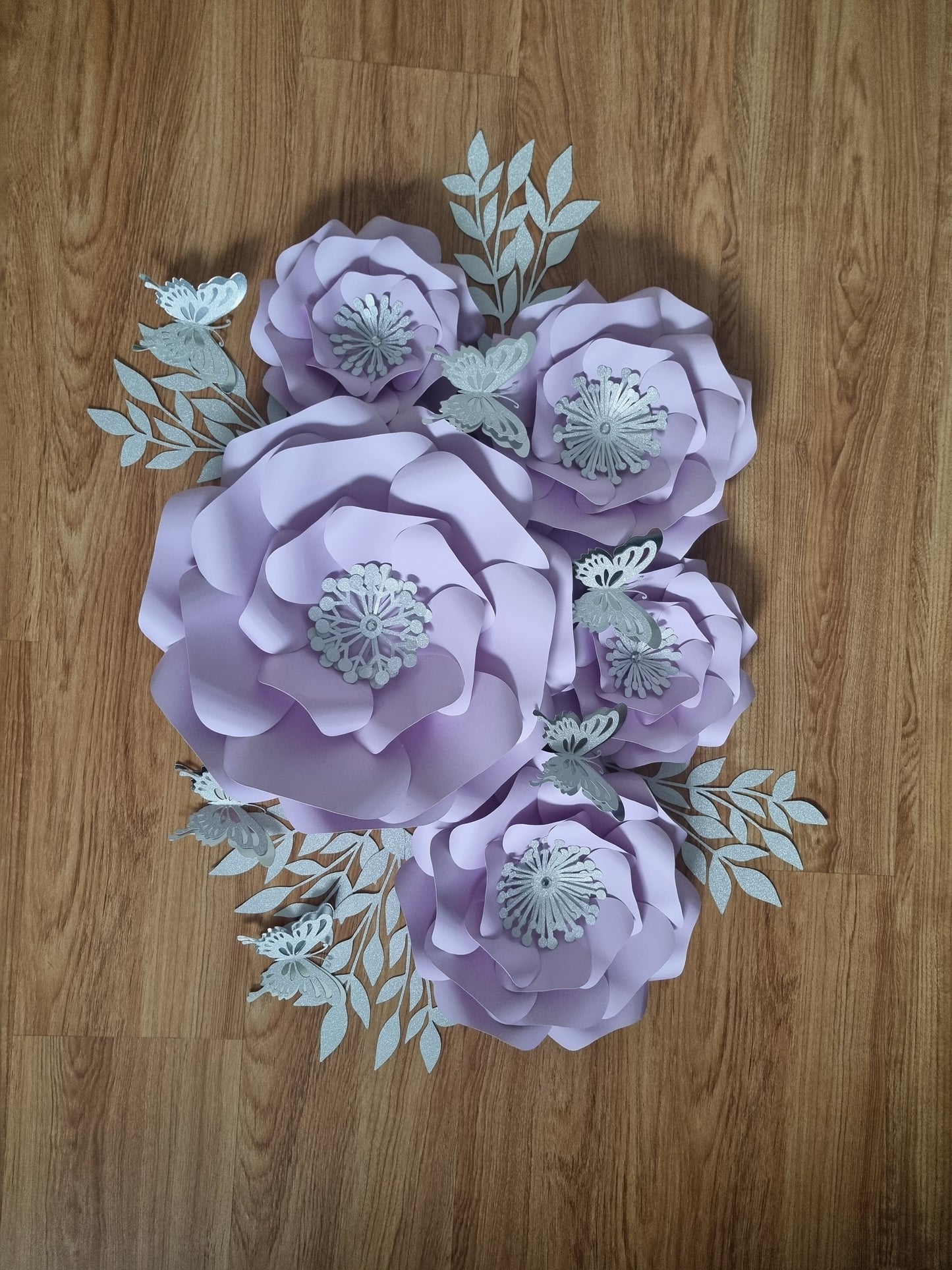 DO IT YOURSELF SET OF 5 PAPER FLOWERS WITH PAPER BUTTERFLIES AND LEAVES LILAC/PURPLE AND SILVER, Nursery paper flowers, nursery decor,  paper flowers backdrop, birthday, baby shower