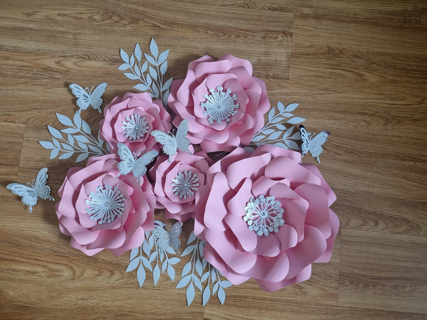 DO IT YOURSELF SET OF 5 PAPER FLOWERS WITH PAPER BUTTERFLIES AND LEAVES PINK AND SILVER, Nursery paper flowers, nursery decor,  paper flowers backdrop, birthday, baby shower