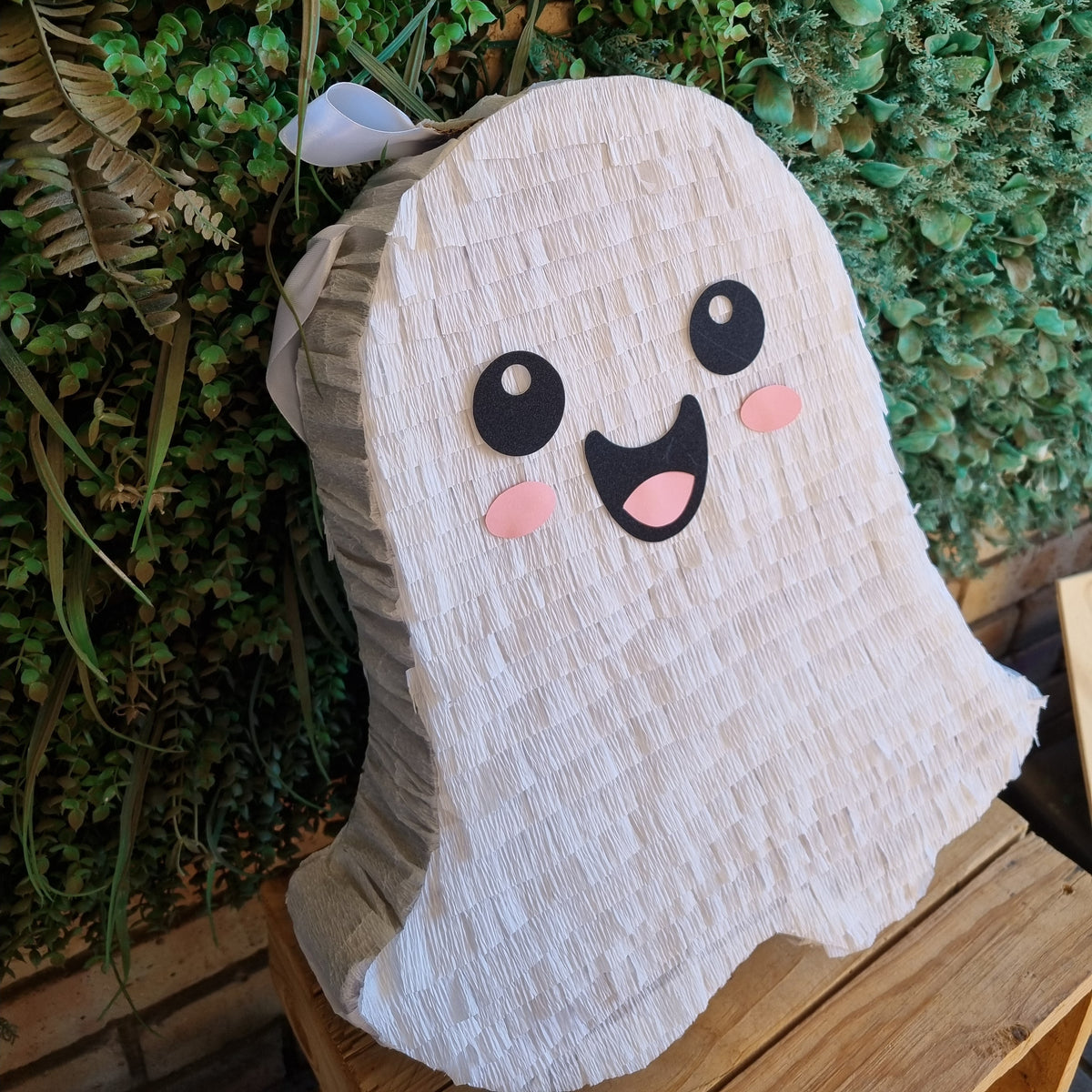 GHOST PINATA 40cm