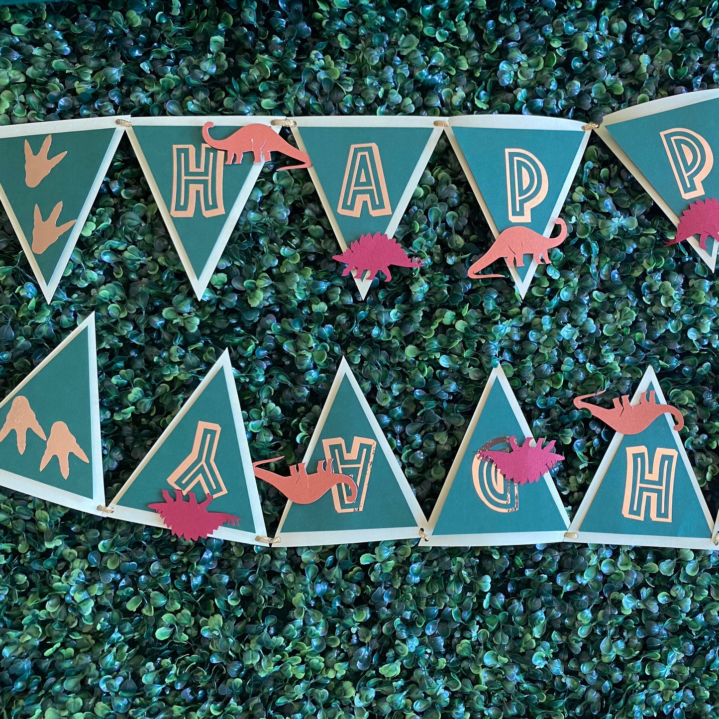 DINOSAUR LAYERED PAPER BUNTING BANNER